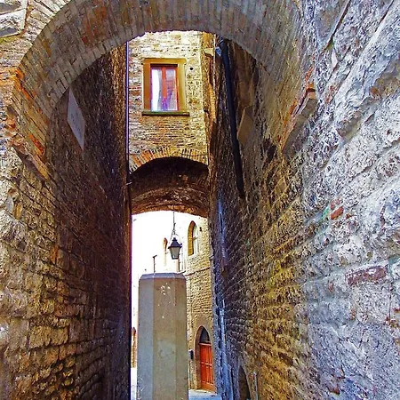 Dei Consoli 4* غوبيو