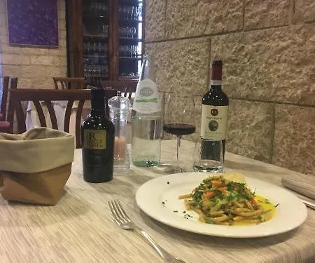 فندق Dei Consoli غوبيو