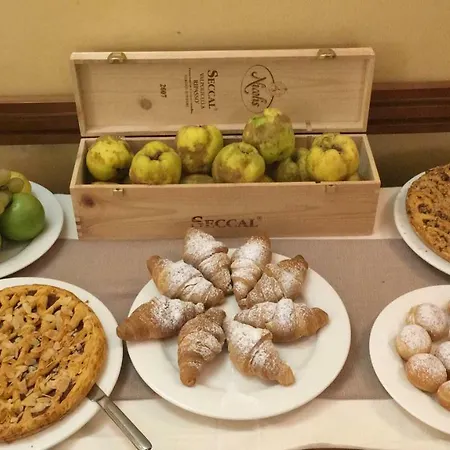 Dei Consoli 4* غوبيو